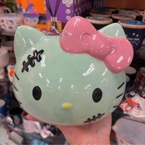 Hello Kitty Halloween Frankenstein Planter